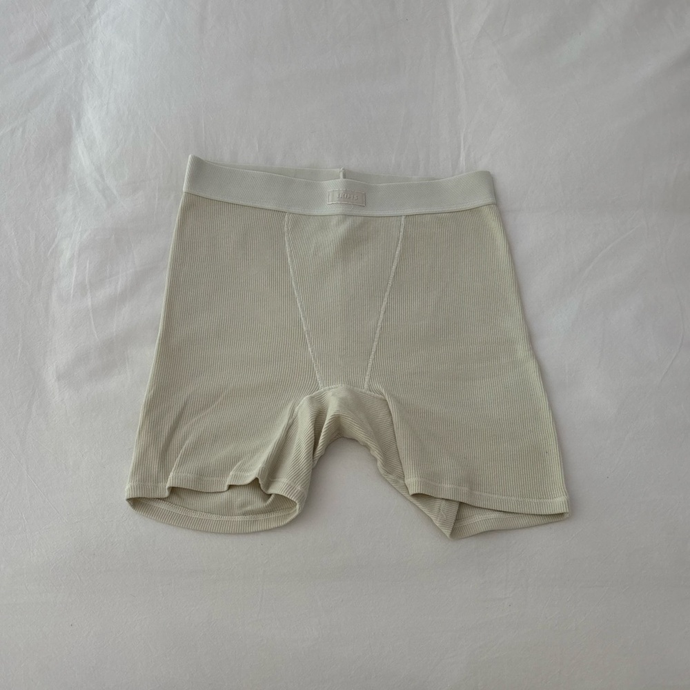SKIMS Boxer Shorts - Cream Colour